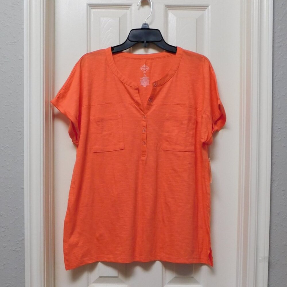 ST. JOHN’S BAY Women’s Pocket Henley Roll Up Short Sleeve Top Coral PL